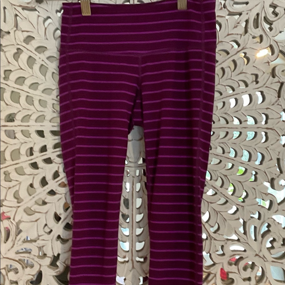 Athleta Stripe Chaturanga Crop XXS